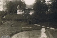 lisnik-dwor_od_strony_ogrodu_i_stawu_